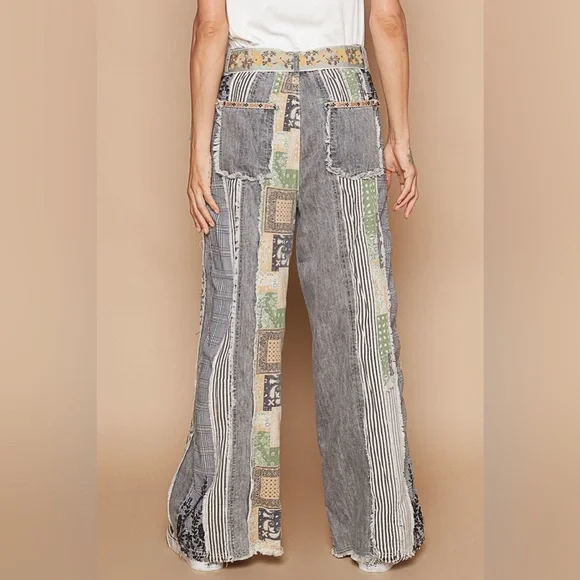 POL Boho Patchwork Wide-Leg Jeans | Multicolor Magic & Relaxed Fit - Picture 4 of 8